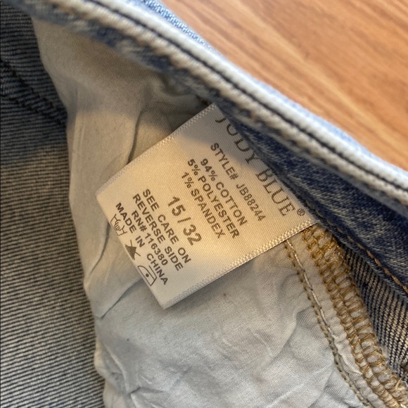 JUDY BLUE light wash skinny jeans - Picture 5 of 6